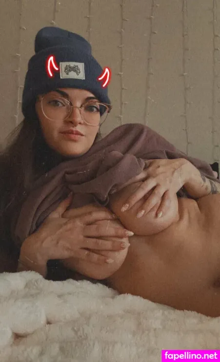 Karathyme3 OnlyFans Thumbnail #SWhIzPFZ1N