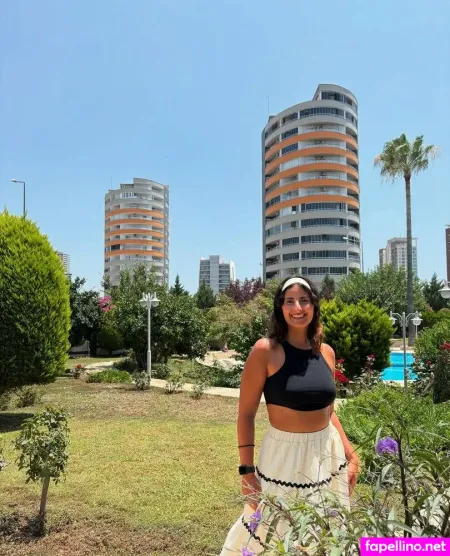 Kardelen OnlyFans Thumbnail #yXs7qTlS0n