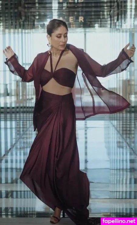 Kareena Kapoor OnlyFans Thumbnail #t2xirP2AAc