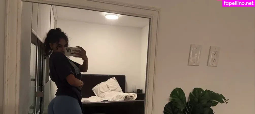 Kareenabachra OnlyFans Thumbnail #q0mFuCAy1O