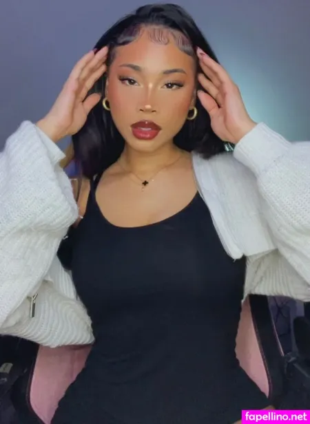 Karelesskitty OnlyFans Thumbnail #kReX7NauJo