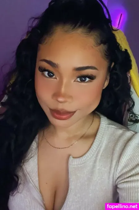 Karelesskitty OnlyFans Thumbnail #pafKLg1MGE