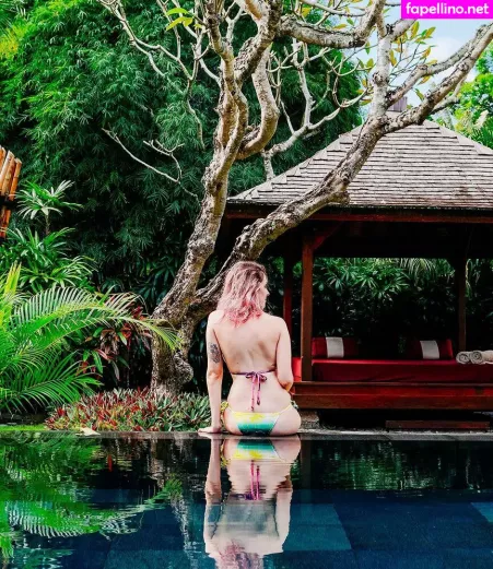 Karen Bachini OnlyFans Thumbnail #6Uyz3qCNLl