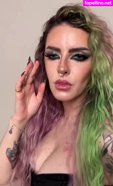 Karen Bachini OnlyFans Thumbnail #GLXuBIMoPF