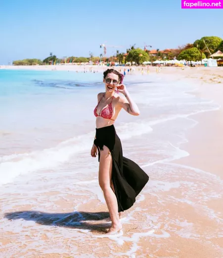 Karen Bachini OnlyFans Thumbnail #JVli6eBowd