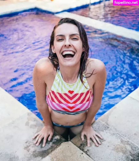 Karen Bachini OnlyFans Thumbnail #S3MXXZss77