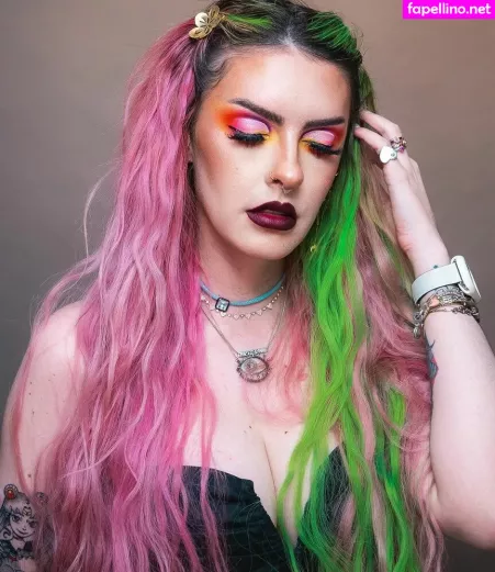 Karen Bachini OnlyFans Thumbnail #lZw9IVy6Vf