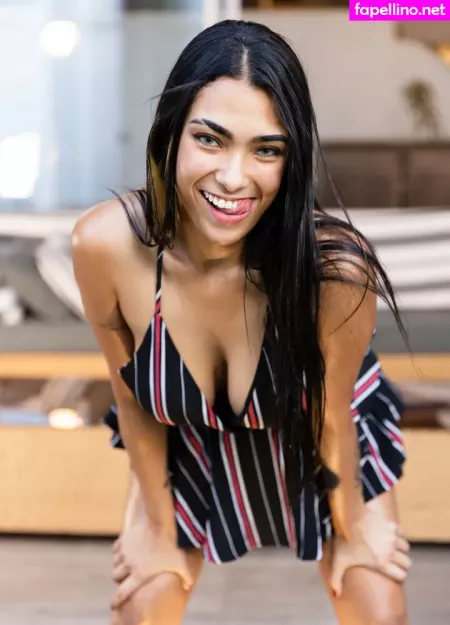 Karen Cardona Garces OnlyFans Thumbnail #k2eM4oFdMh