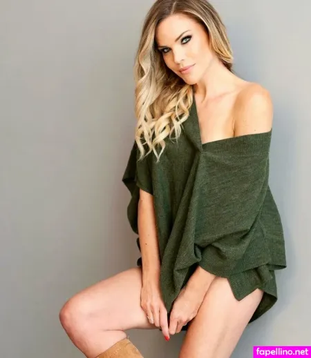 Karen Cliche OnlyFans Thumbnail #8OqAAxOlPA