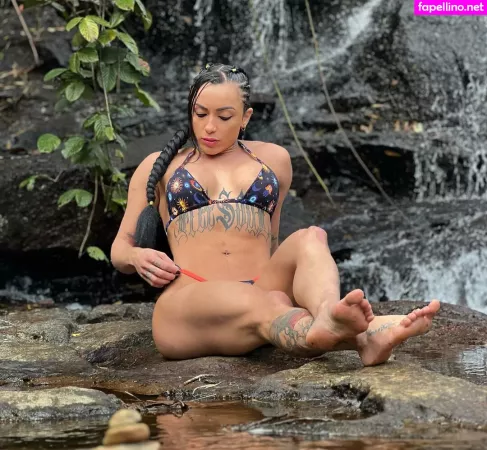 Karen Feaz OnlyFans Thumbnail #OdtGYbuVNg