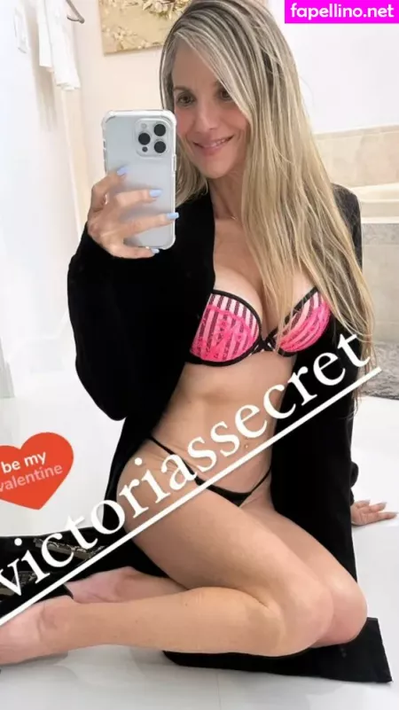 Karen Ficarelli OnlyFans Thumbnail #GDzoXhFinj