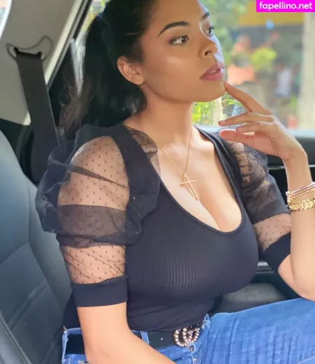 Karen Garcia OnlyFans Thumbnail #v4v1I9VYHb