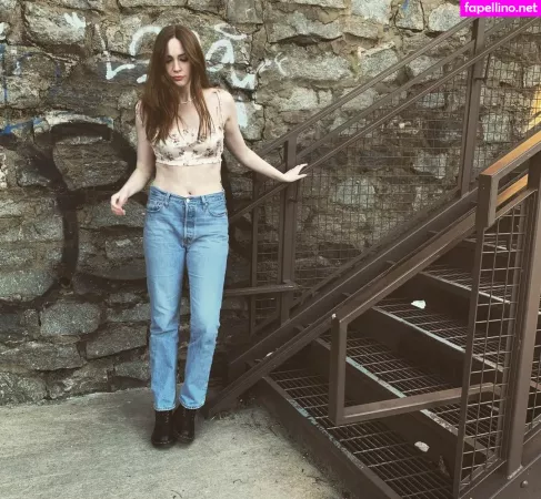 Karen Gillan OnlyFans Thumbnail #C5U6pJIsTq