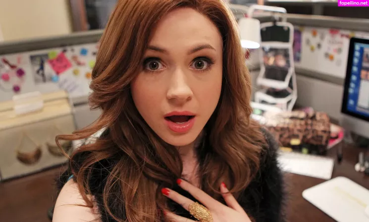Karen Gillan OnlyFans Thumbnail #r0rzAMagrz