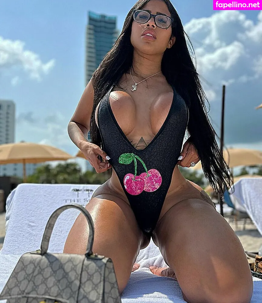 Havaryk, Queen Havary, queenhavaryk, queenhavaryk7 Nude Leaked OnlyFans Photo #0awbRbReAC