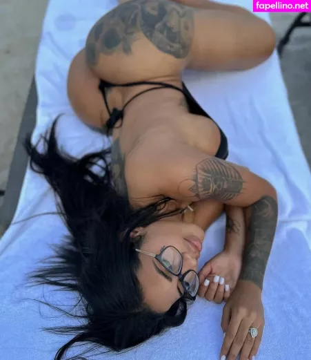 Karen Havary OnlyFans Thumbnail #5eMYkNB8u3