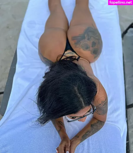 Karen Havary OnlyFans Thumbnail #6TJCFHBXpi