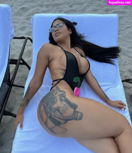 Karen Havary OnlyFans Thumbnail #Llv8bayIZ3