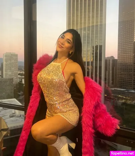 Karen Itzel Main Profile Photo