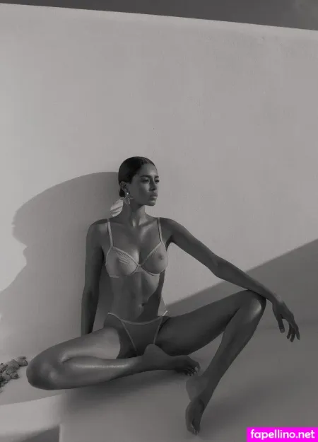 Karen Joigny OnlyFans Thumbnail #dDbay68TSV