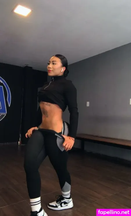 Karen Lozanofit OnlyFans Thumbnail #IuNk49kXdp