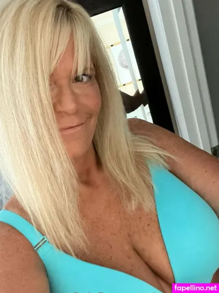Karen Pennington OnlyFans Thumbnail #19slM15N22