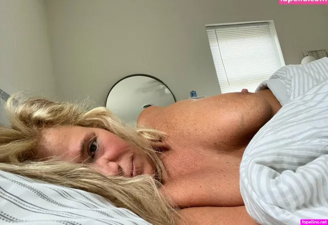 Karen Pennington OnlyFans Thumbnail #BqfVBasAxD