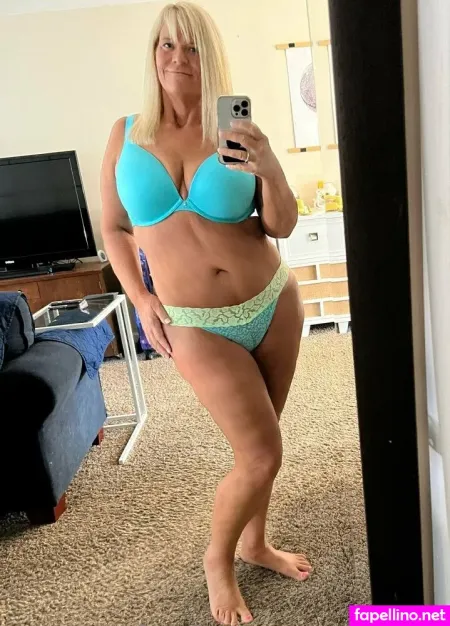 Karen Pennington OnlyFans Thumbnail #hrbQfp8vqp
