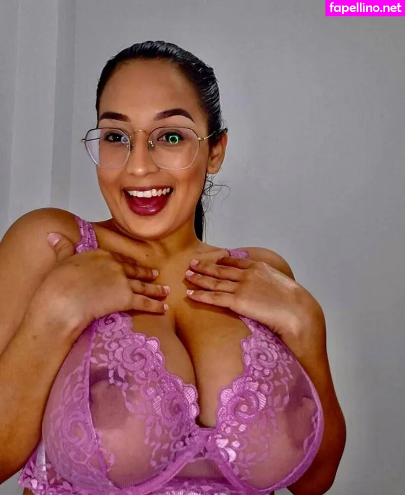karenpinargot19, karenpinargote, marilynptorres Nude Leaked OnlyFans Photo #m1iv4CmLQY