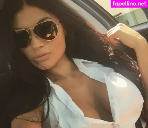 Karen Vi OnlyFans Thumbnail #9KL218O3oI