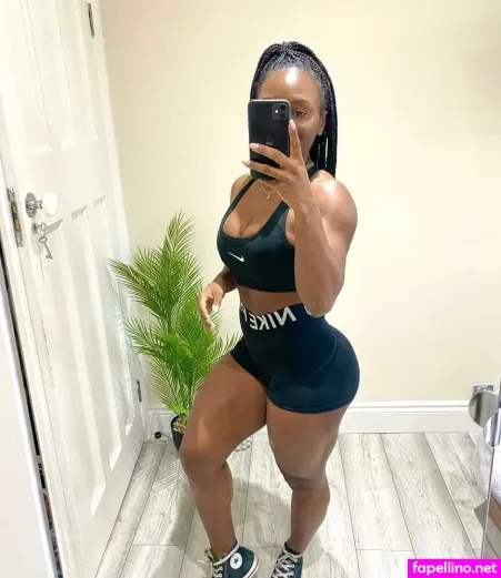 Karen Williams OnlyFans Thumbnail #dY1BuqcUpe
