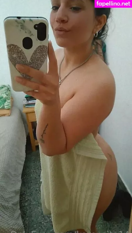 Karencita14 OnlyFans Thumbnail #2evnmFRqUs
