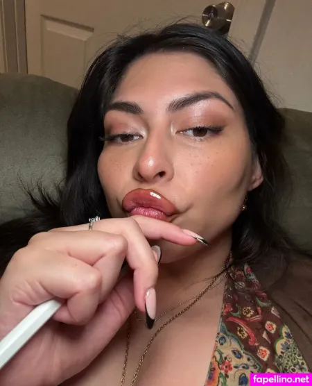Karensitaburn 2 OnlyFans Thumbnail #23O5gjaiDH