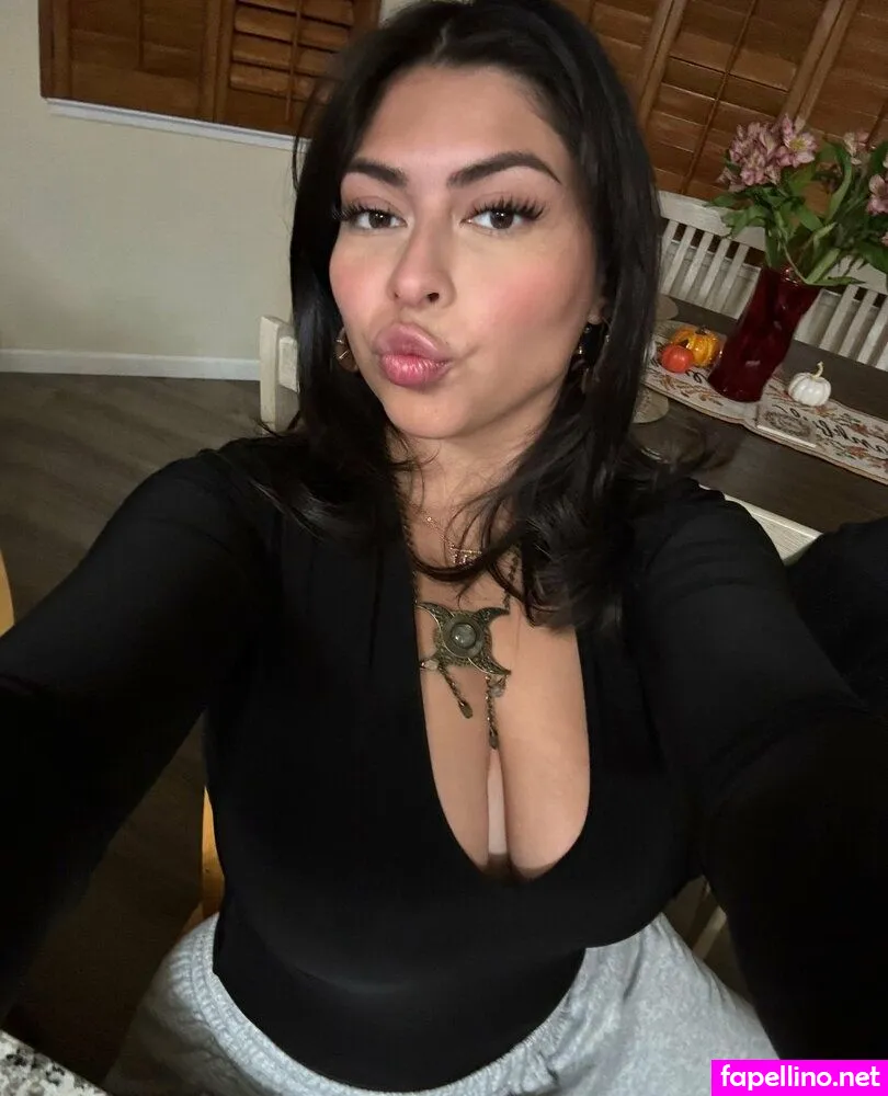 Perolikeidk, karensitaburn, perolikeidk_ Nude Leaked OnlyFans Photo #PB67zF2IAv