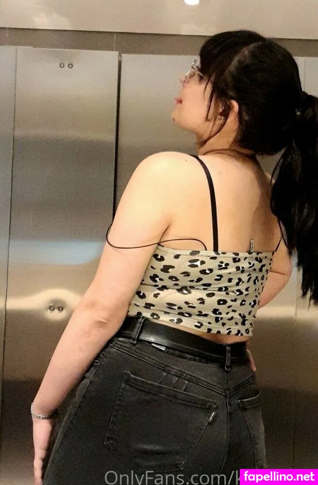 karenyhc, karenyhc_09 Nude Leaked OnlyFans Photo #7AnwzPH1X8