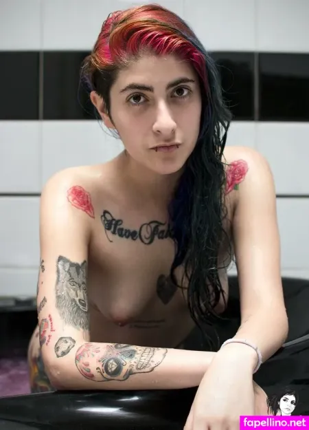 Karenzio OnlyFans Thumbnail #L2Abw2iQPn