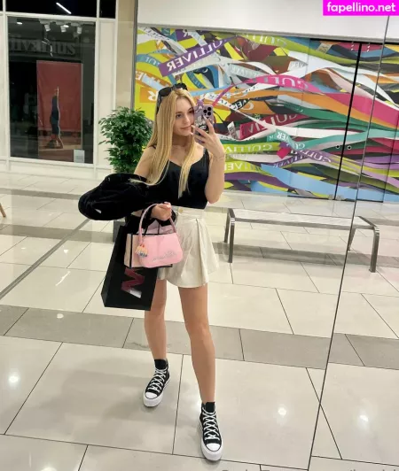 Kari I OnlyFans Thumbnail #0VxpoW2Fsh