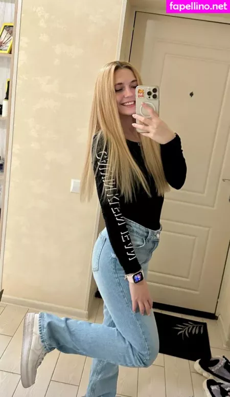 Kari I OnlyFans Thumbnail #3qyAqigUHA