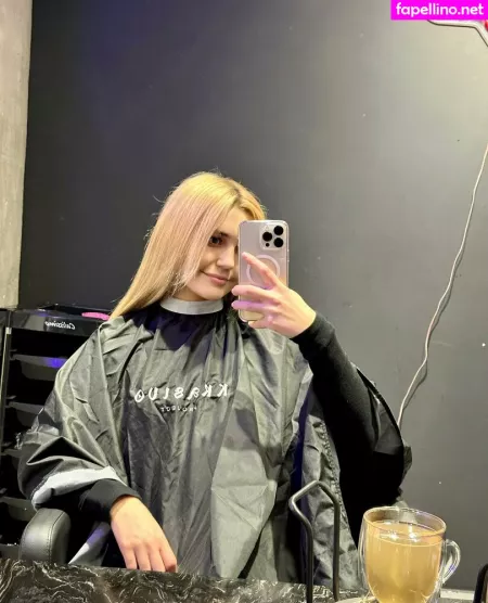 Kari I OnlyFans Thumbnail #B1zac3TWj2