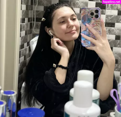 Kari I OnlyFans Thumbnail #CIybGgdDA8