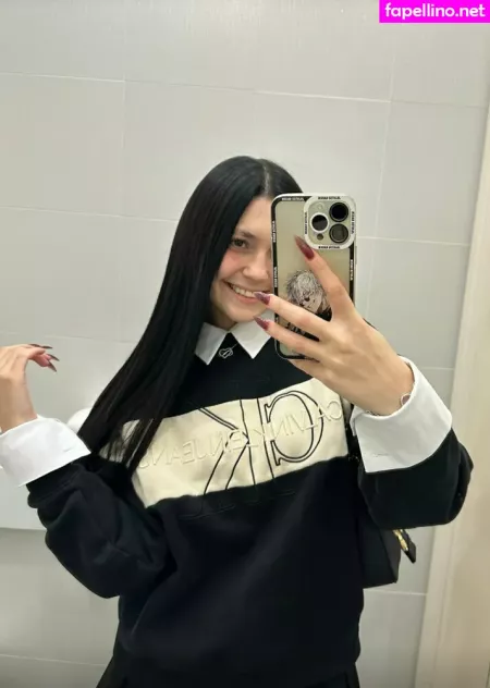 Kari I OnlyFans Thumbnail #DwlQtEdvFP