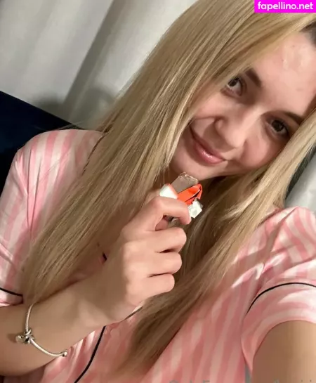 Kari I OnlyFans Thumbnail #O14CvbEhvM