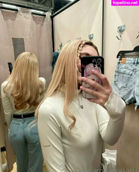 Kari I OnlyFans Thumbnail #TcyB9AOfal