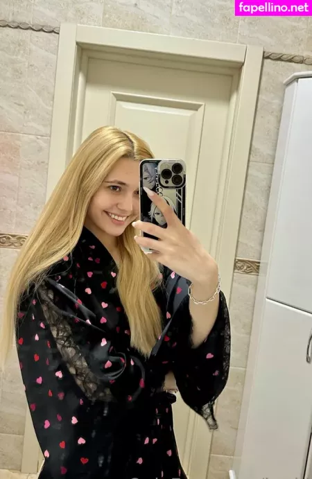 Kari I OnlyFans Thumbnail #UaUcCQ1nwX