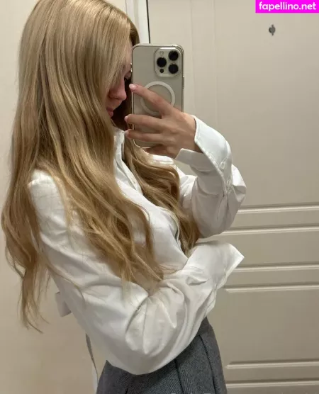 Kari I OnlyFans Thumbnail #WXBPfHsJYQ