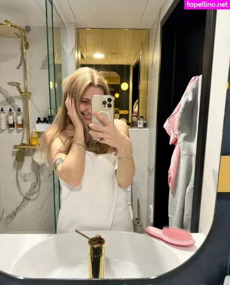 Kari I OnlyFans Thumbnail #ae6nUhuc6A