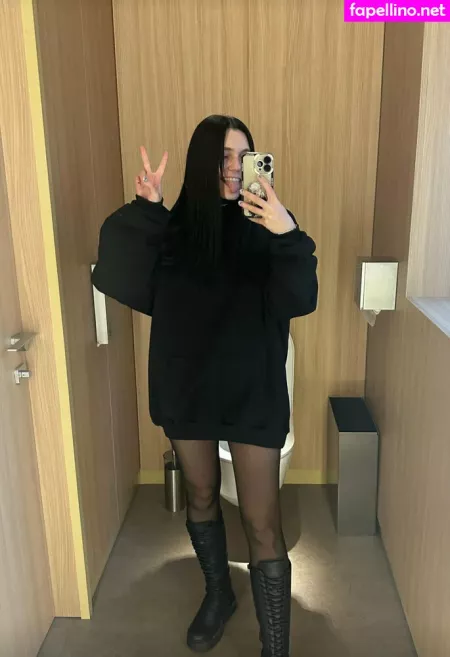 Kari I OnlyFans Thumbnail #hX91CQb1Pf