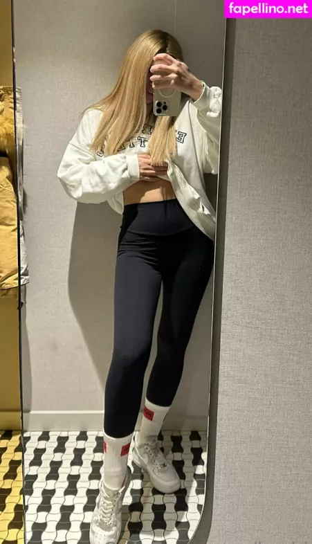 Kari I OnlyFans Thumbnail #ixQQsWImDN