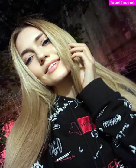 Kari I OnlyFans Thumbnail #jZGajlgPxC