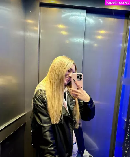 Kari I OnlyFans Thumbnail #mooaG2XGFr